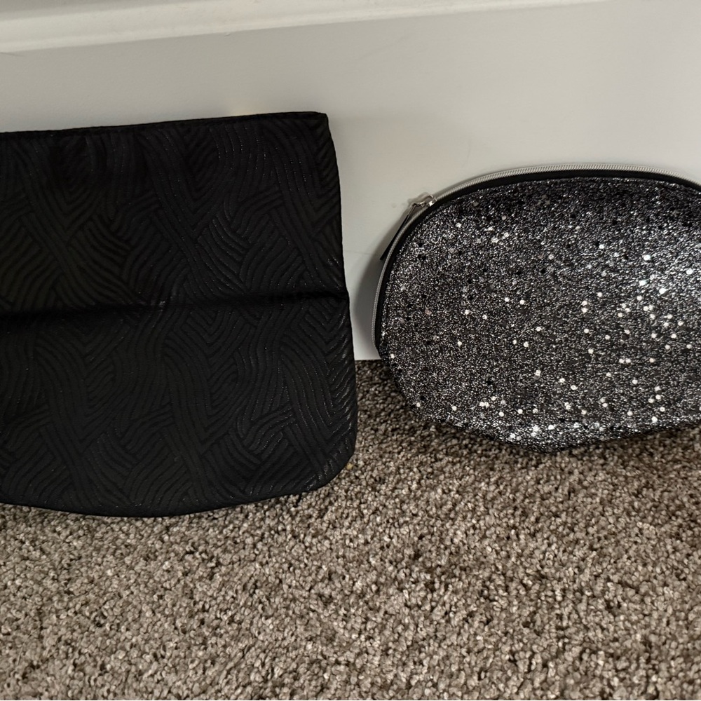 Estée Lauder & Lancôme 
Elegant Black and Silver Women's makeup bags/ Clutch Set
